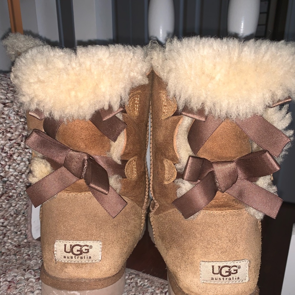 Bailey bow UGGs